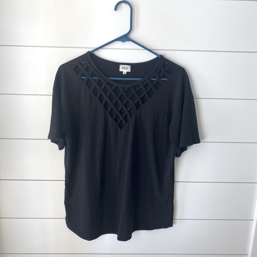 BKE like new top. Size medium.